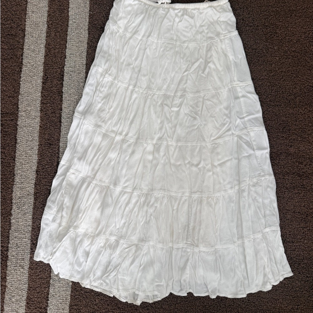 Wilfred White Maxi Skirt